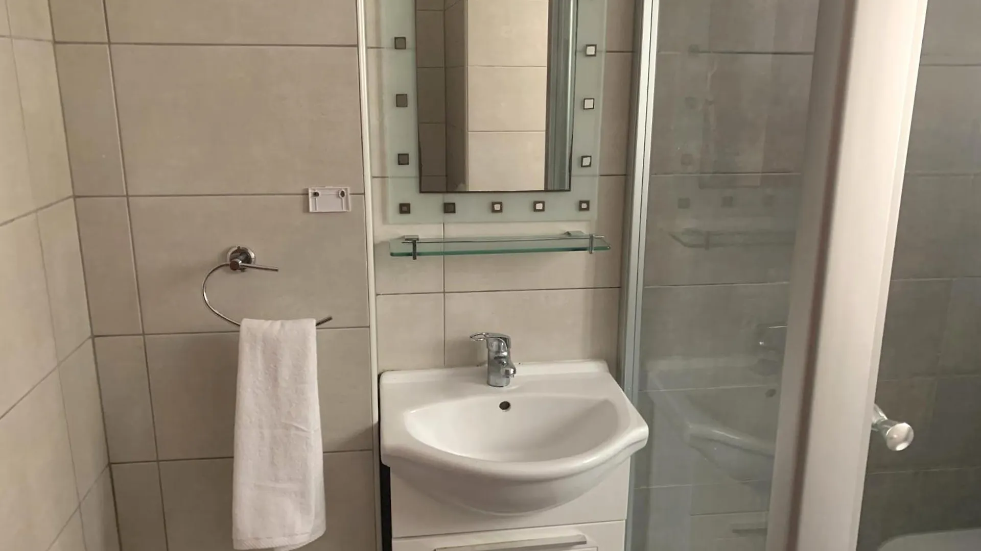 Sandy Beach Villas Sea View Apartment Pyla Larnaca 0*,  Kıbrıs